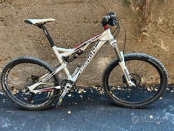 Bicicletta Mountain Bike  Bianchi