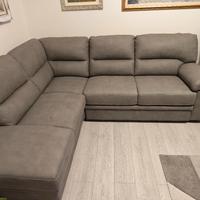 divano angolare grigio cenere 