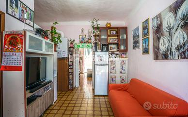 BILOCALE CON BALCONE