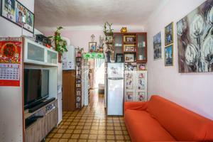 BILOCALE CON BALCONE