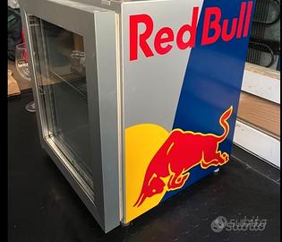 frigo bar red bull