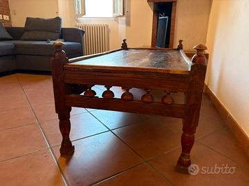 Antico tavolino afgano