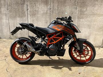 Ktm duke 125