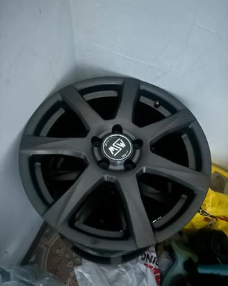 Cerchi in lega 17 MSW 24 by oz 5x112 come nuovi