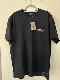 T-Shirt nera
