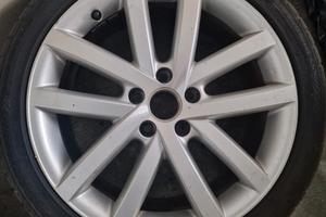 3 cerchi  vw 18 vancouver Gommati di cui 2 NUOVI