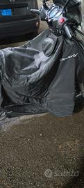 coprigambe  originale piaggio Beverly 