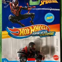 Hot Wheels RacerVerse Uomo Ragno Spiderman