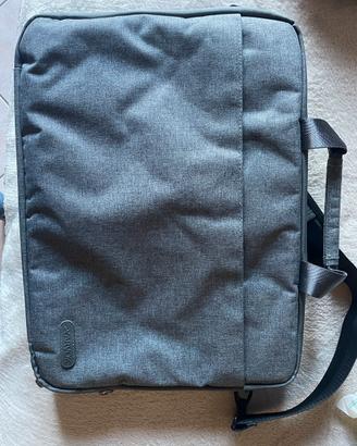 Custodia pc fino a 15 pollici