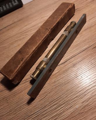 Livella peritale di matà 800