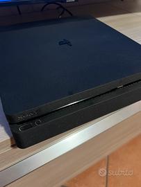 PS4 Slim