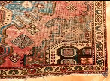 antico tappeto persiano