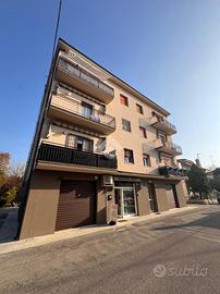 3 LOCALI A CREVALCORE