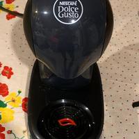 Macchinetta caffè Dolce gusto