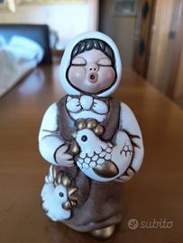Thun Donna con Galline Presepe Giubileo