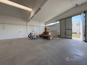 Immobile di 440 m² a Copparo