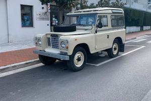 land rover series III  88