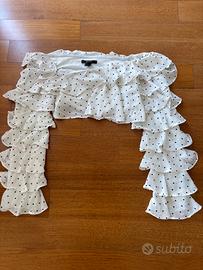 Top con maniche balze