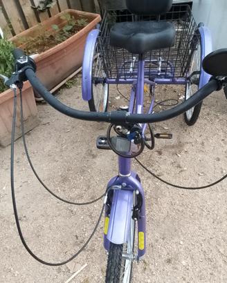 Bicicletta tre ruote nuova