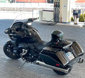 Particolarissima Impeccabile v4 1300cc