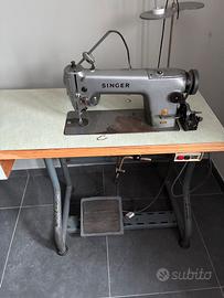 Macchina da cucird industriale singer