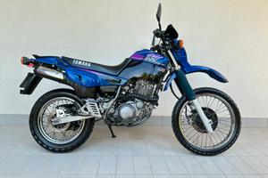 Yamaha XT 600 3TB FMI 1994 – Conservata