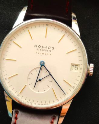Nomos Orion Neomatik 41 date