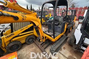 JCB 8018