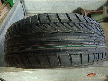 Gomma Dunlop sport 205/55R16 Nuova! 