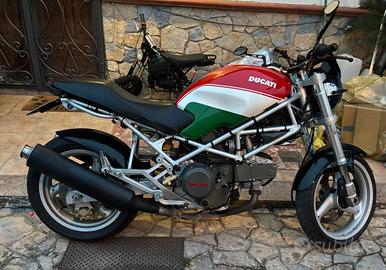 Ducati monster 600