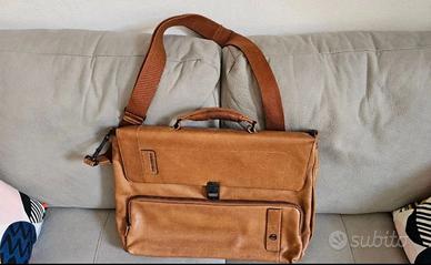 BORSA 24 ORE IN PELLE PIQUADRO 