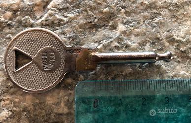 Chiave a chiodo Magneti Marelli -auto d’epoca