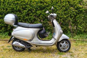 Vespa 150cc. et4