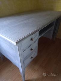 Scrivania