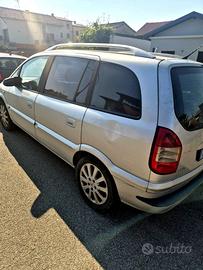 Opel Zafira 2.2 DTI 7 posti auto da lavoro