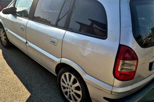 Opel Zafira 2.2 DTI 7 posti auto da lavoro