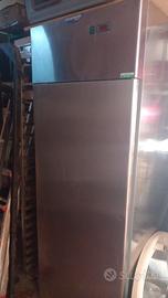 Frigo professionale in acciaio