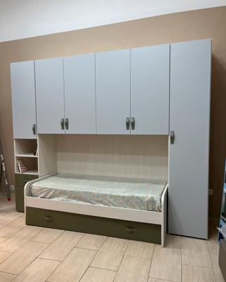 Cameretta a ponte completa