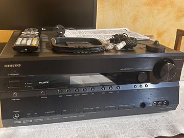 Sintoamplificatore AV 7.2 canali Onkyo TX-SR606