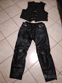 pantaloni in pelle per moto