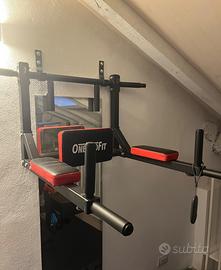 Attrezzo per le trazioni fitness