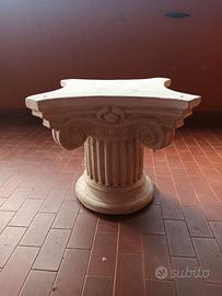 replica di capitello in gesso