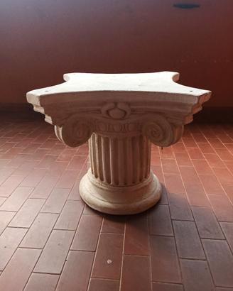 replica di capitello in gesso
