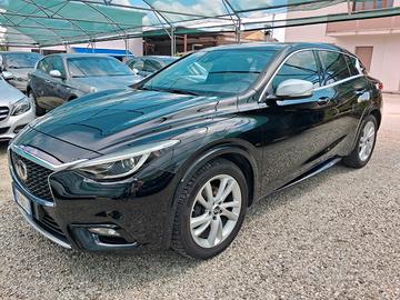 Infiniti Q30 1.5d Premium City Black 109cv