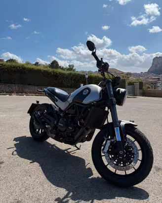 Benelli Leoncino 500
