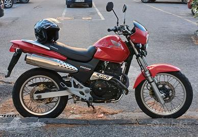 Honda vigor 650