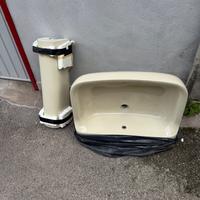 Lavandino con colonna Ideal standard