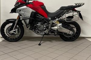 DUCATI Multistrada 1200 Enduro Red my16