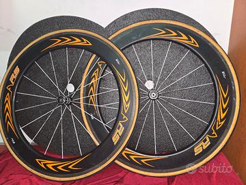 Ruote posteriori in carbonio per Handbike