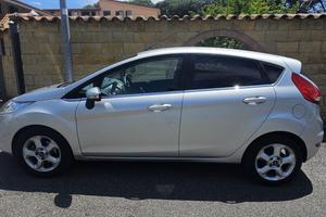 Ford fiesta Titanium 1600